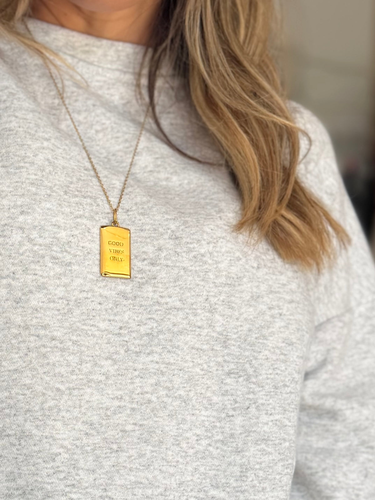 PENDENTE/COLLANA VIBES ACC.INOS ORO NALI