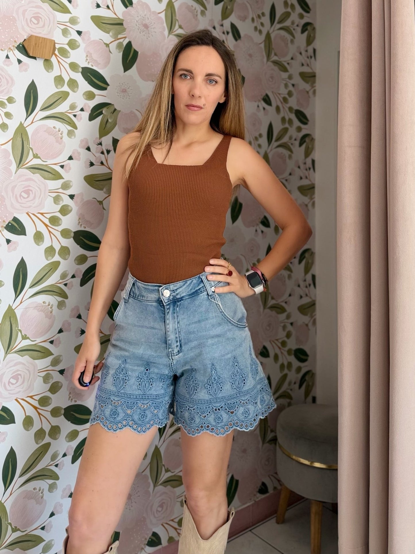 BERMUDA JEANS RICAMI AMOSA - Fanatica Boutique