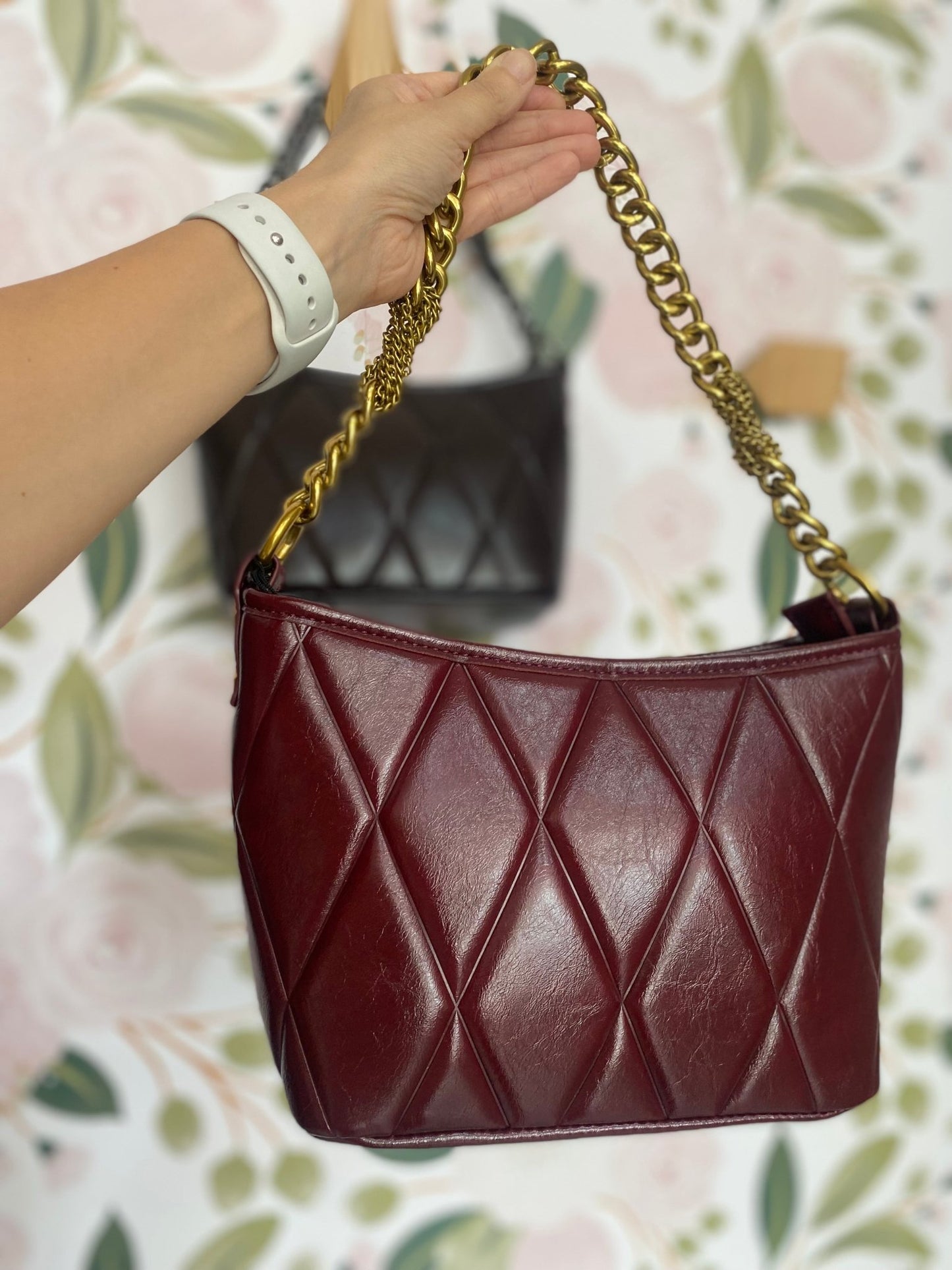 BORSA ARTEMISIA A SPALLA MATELLASSE BORDEAUX NALI - Fanatica Boutique
