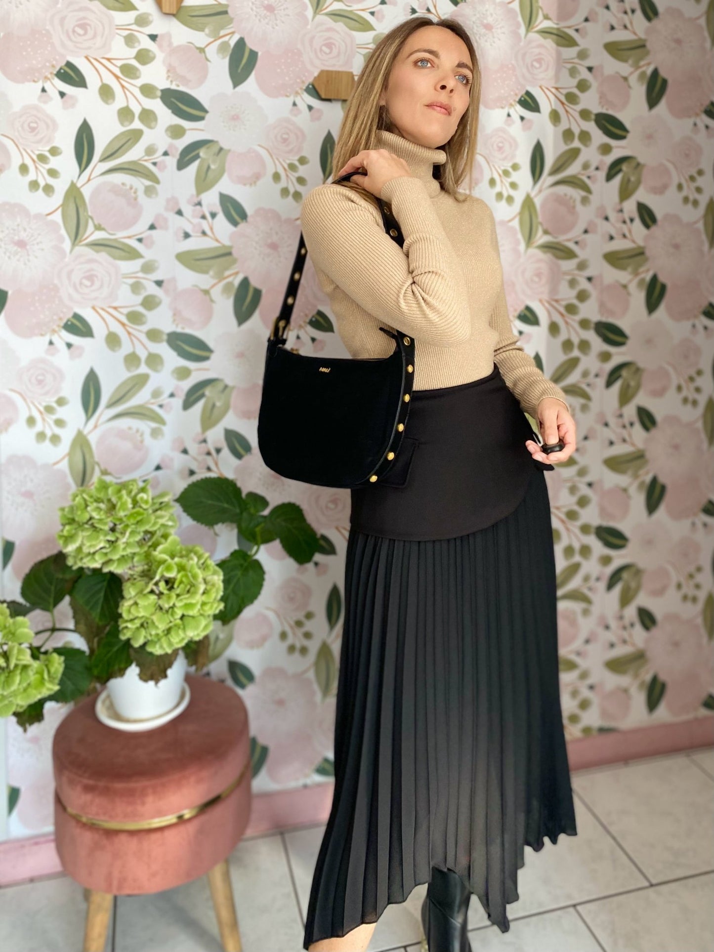 BORSA JOANNE SMALL A SPALLA+ BORCHIE NERO NALI - Fanatica Boutique