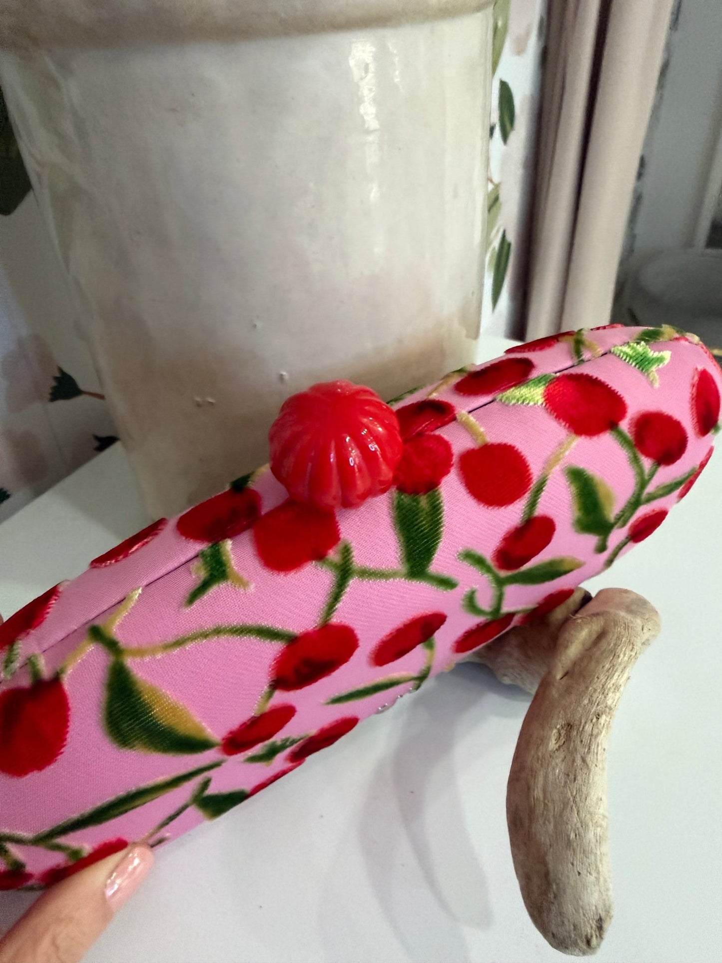 CLUTCH MARGOT STAMPA CILIEGIE ROSA NALI - Fanatica Boutique