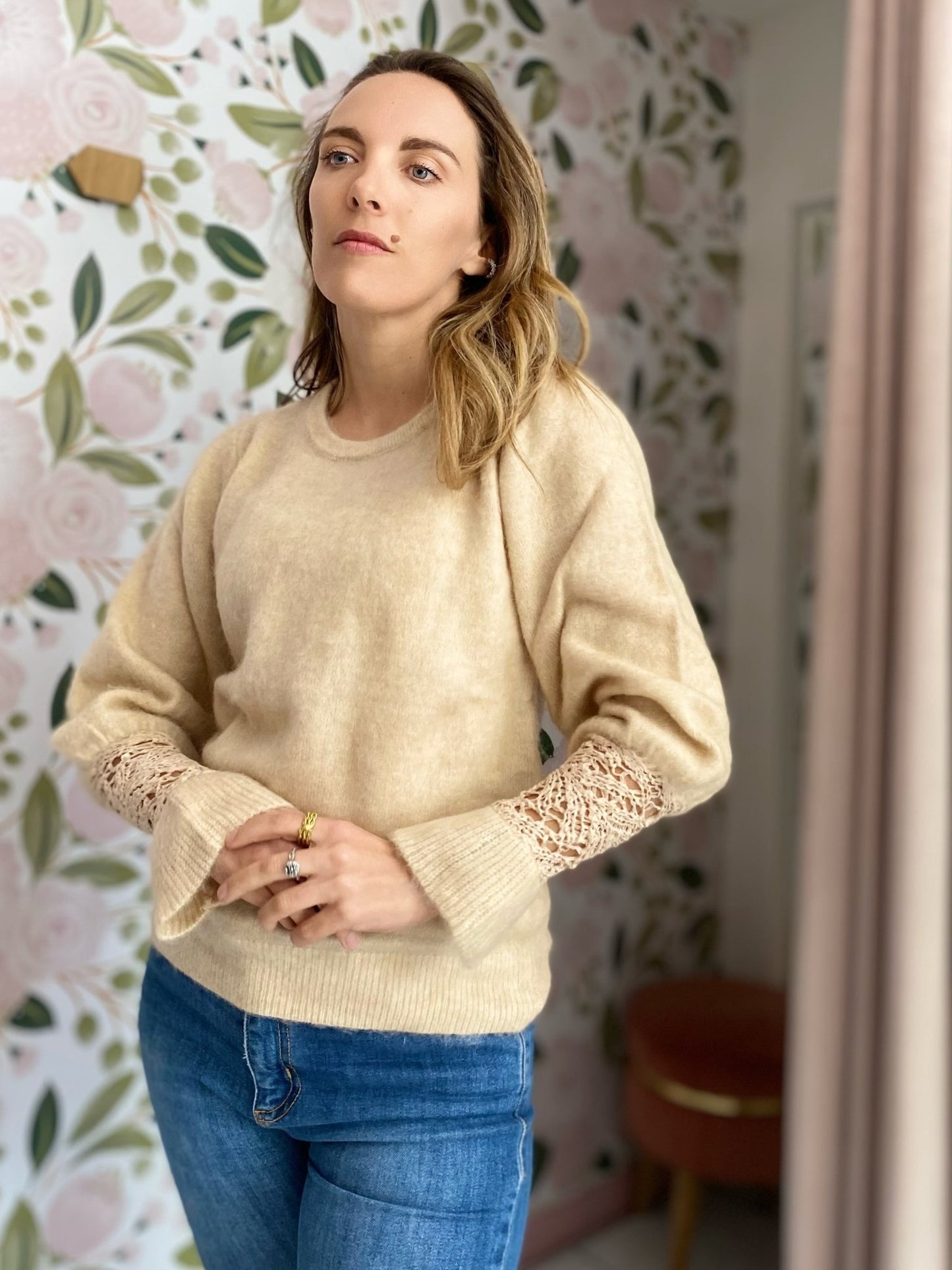 MAGLIA CON PARTICOLARE MANICA AMOSA - Fanatica Boutique