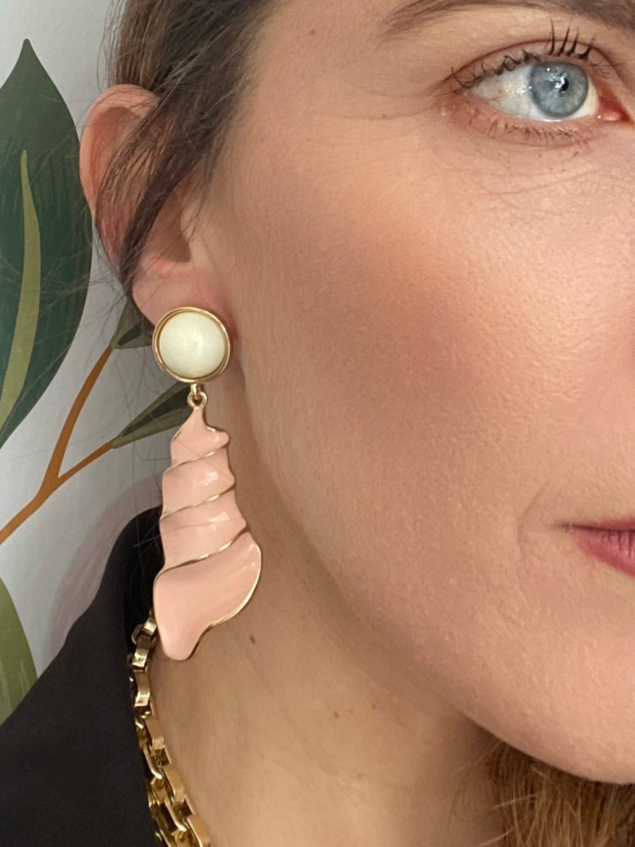 ORECCHINI SPIN LUNGHI SMALTATI ROSA - Fanatica Boutique