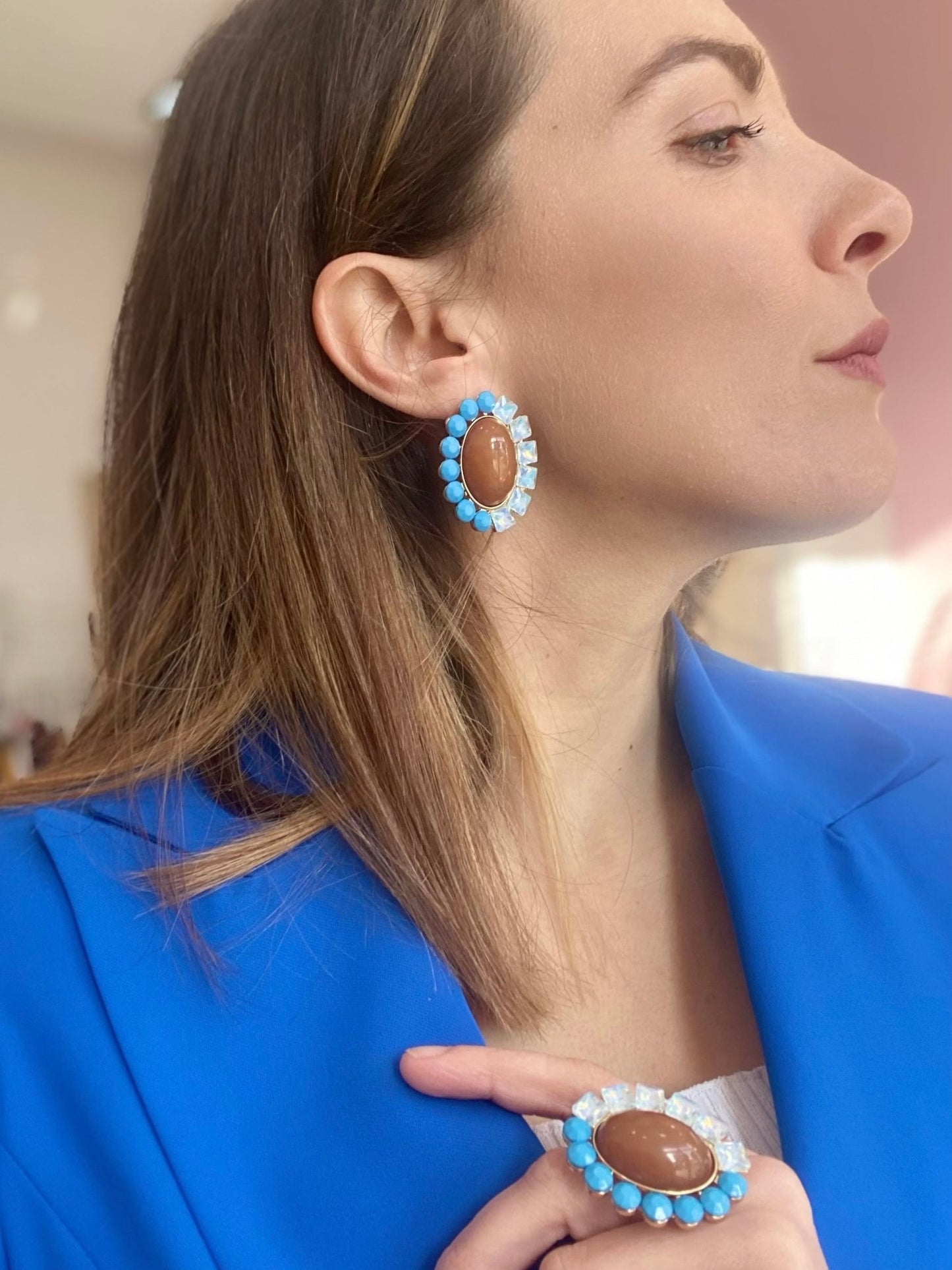 ORECCHINI WISH RESINA MARRONE+ PIETRE BLU NALI - Fanatica Boutique