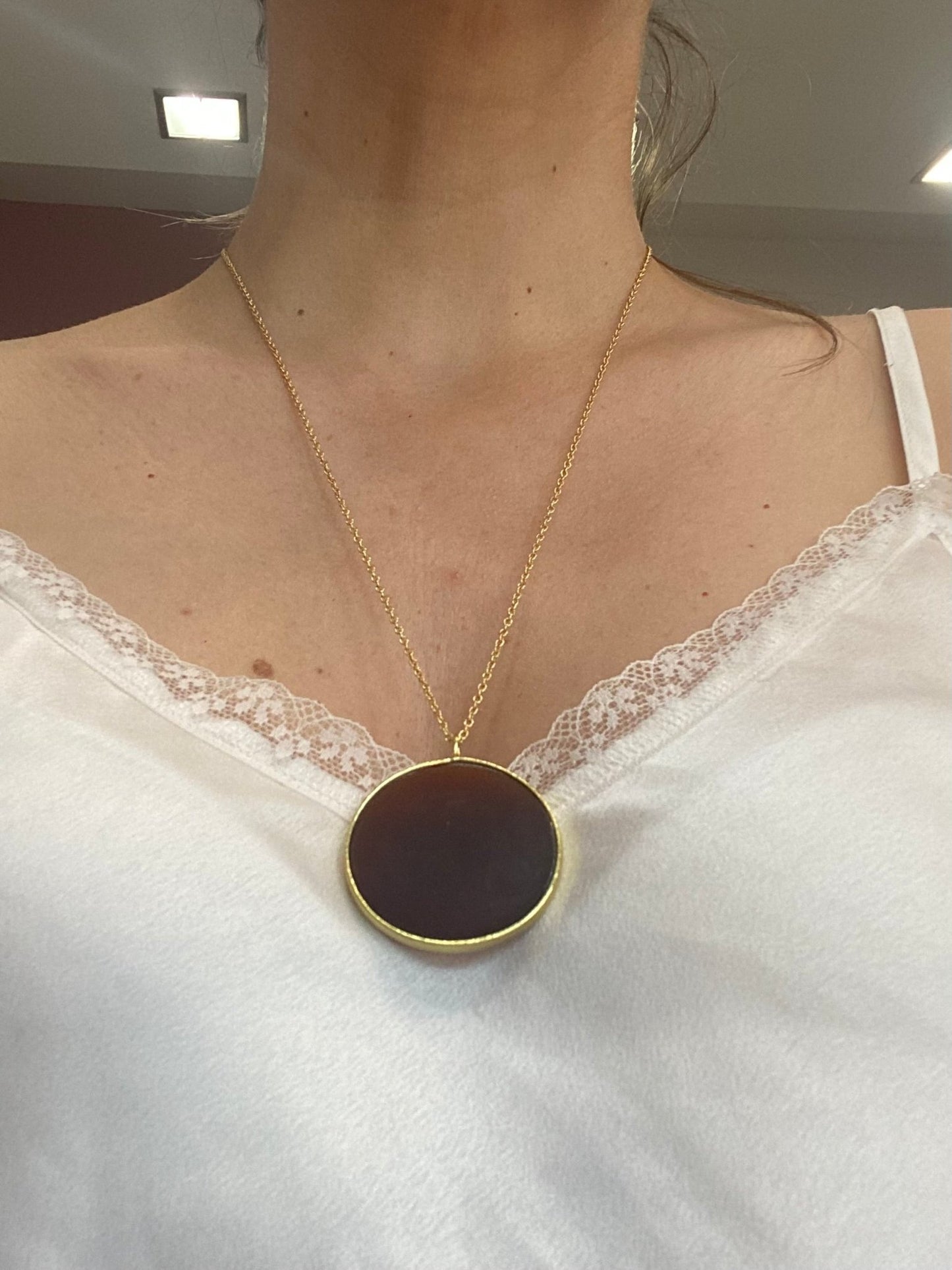 PENDENTE PLACCA TONDO - AMBRA SCURO VESTOPAZZO - Fanatica Boutique