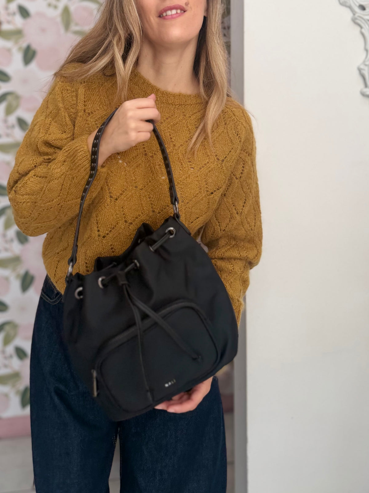 BORSA NOOR SECCHIELLO NERO NALI