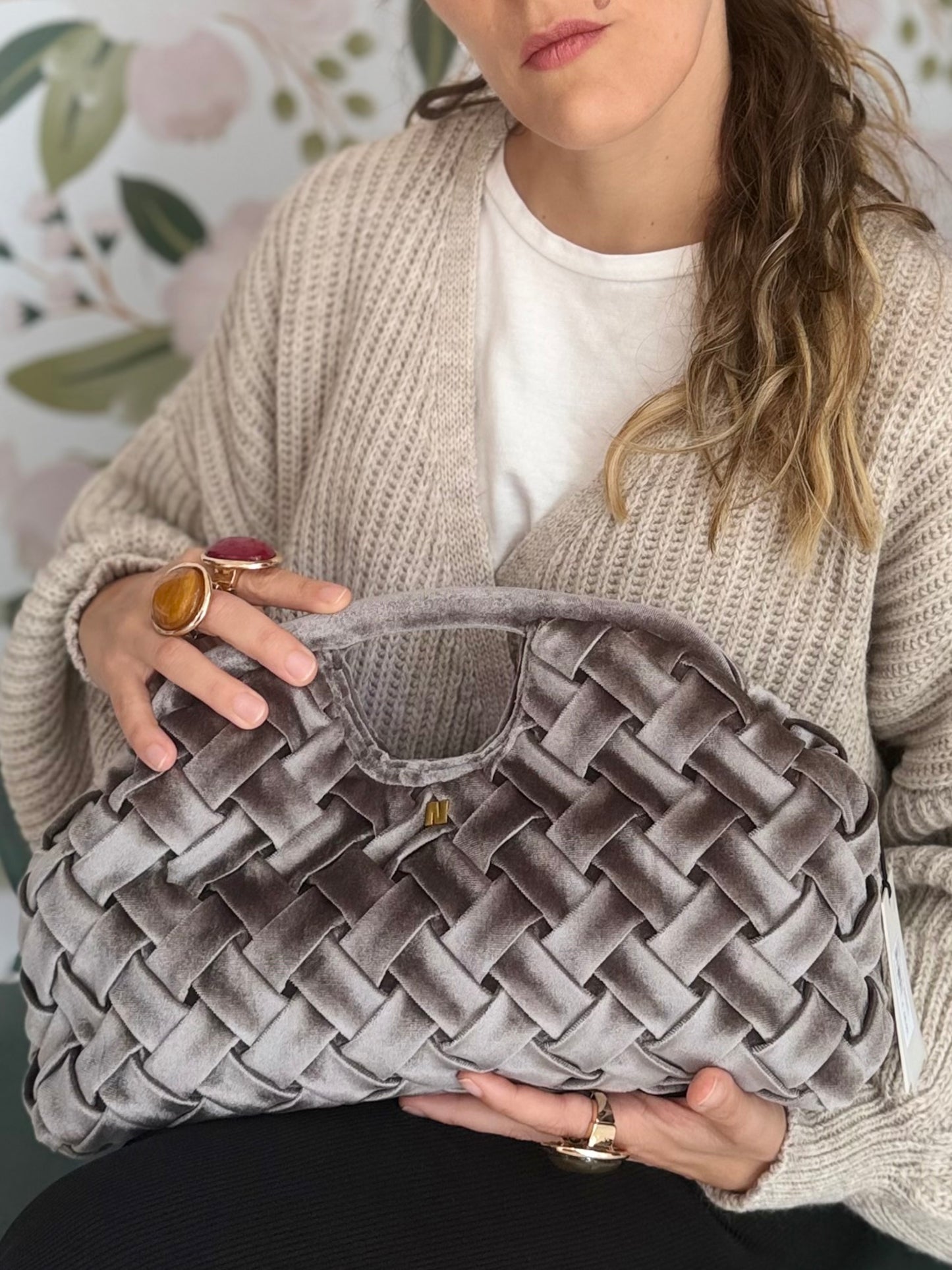 BORSA QUEEN A MANO INTRECCIATA GRIGIO NALI