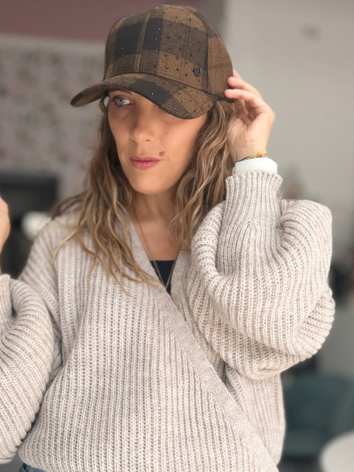 BERRETTO CINDY A QUADRI MARRONE NALI - Fanatica Boutique