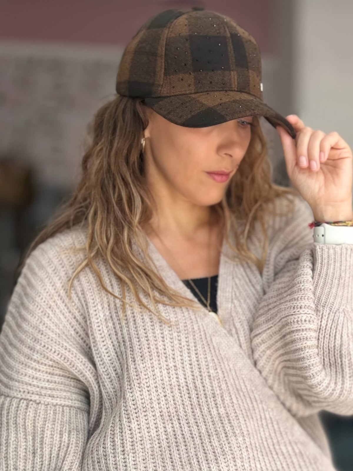 BERRETTO CINDY A QUADRI MARRONE NALI - Fanatica Boutique
