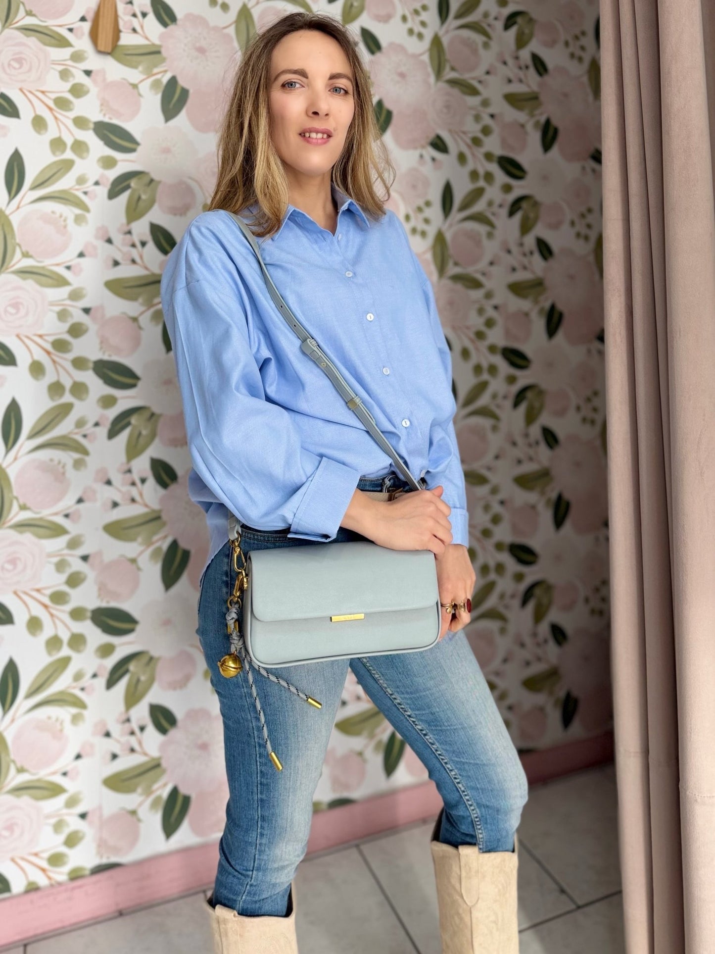 BORSA BRISTOL A SPALLA CON CIONDOLO CELESTE NALI - Fanatica Boutique