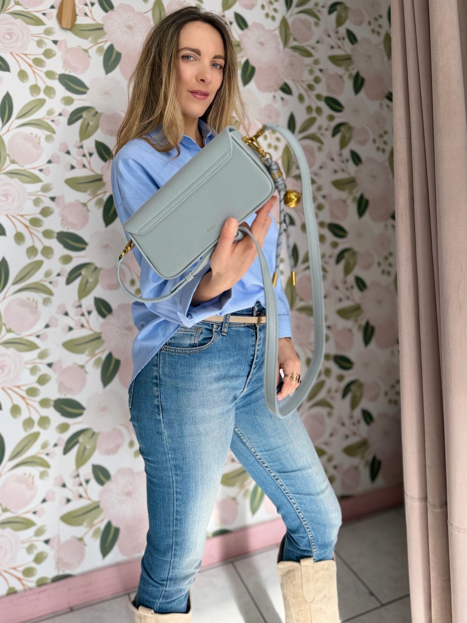 BORSA BRISTOL A SPALLA CON CIONDOLO CELESTE NALI - Fanatica Boutique