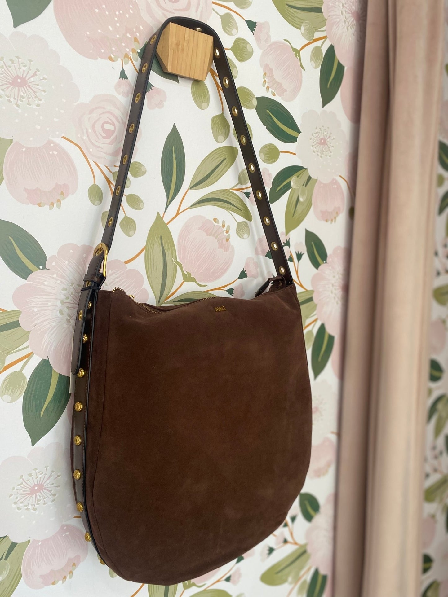 BORSA JOANNE A SPALLA CON BORCHIE MARRONE NALI - Fanatica Boutique