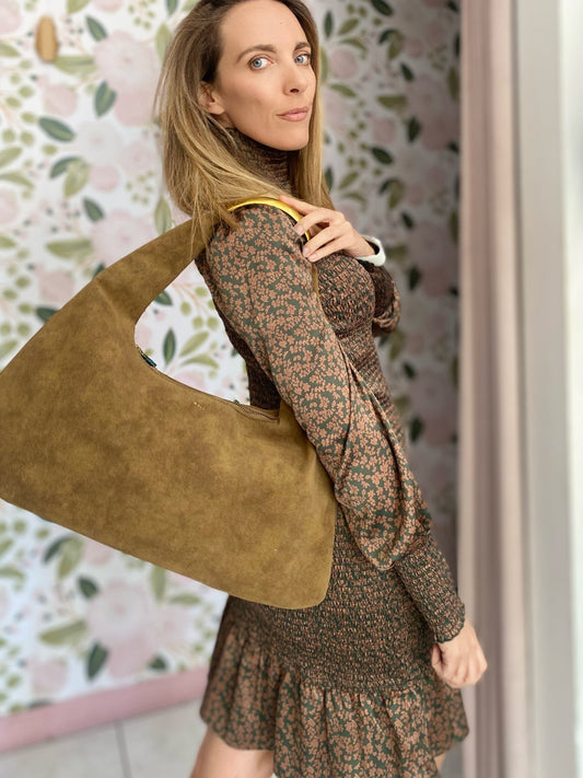 BORSA MILA A SPALLA SCAMOSCIATO OCRA NALI - Fanatica Boutique