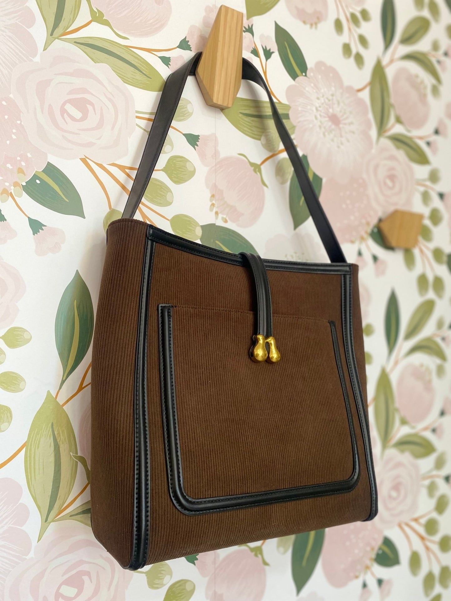 BORSA REBECCA A SPALLA VELLUTO MARRONE NALI - Fanatica Boutique