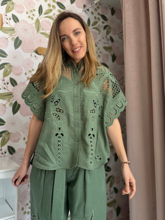 CAMICIA RICAMATA AMOSA - Fanatica Boutique
