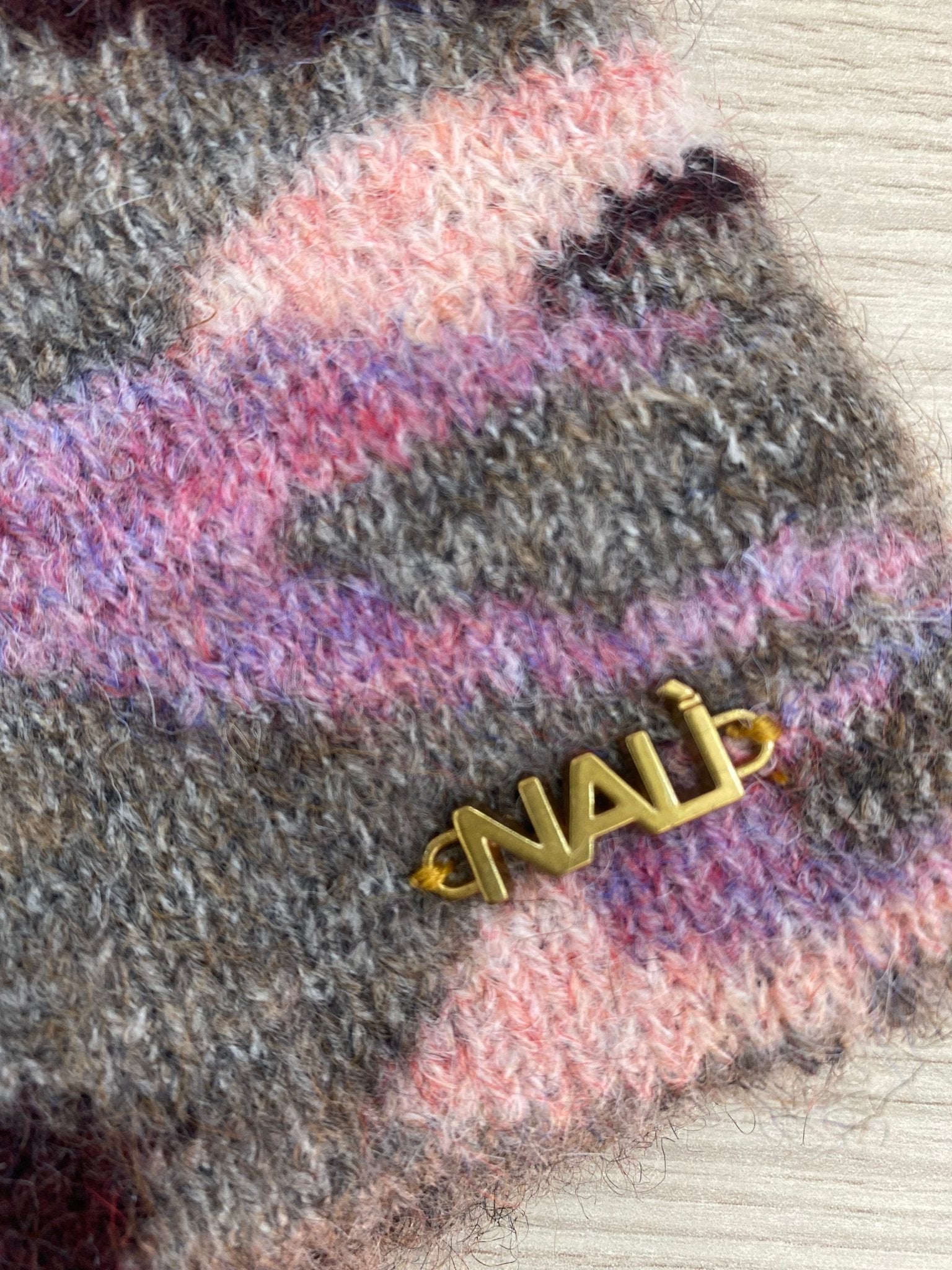 CAPPELLO BEANIE MAGENTA MULTI NALì - Fanatica Boutique