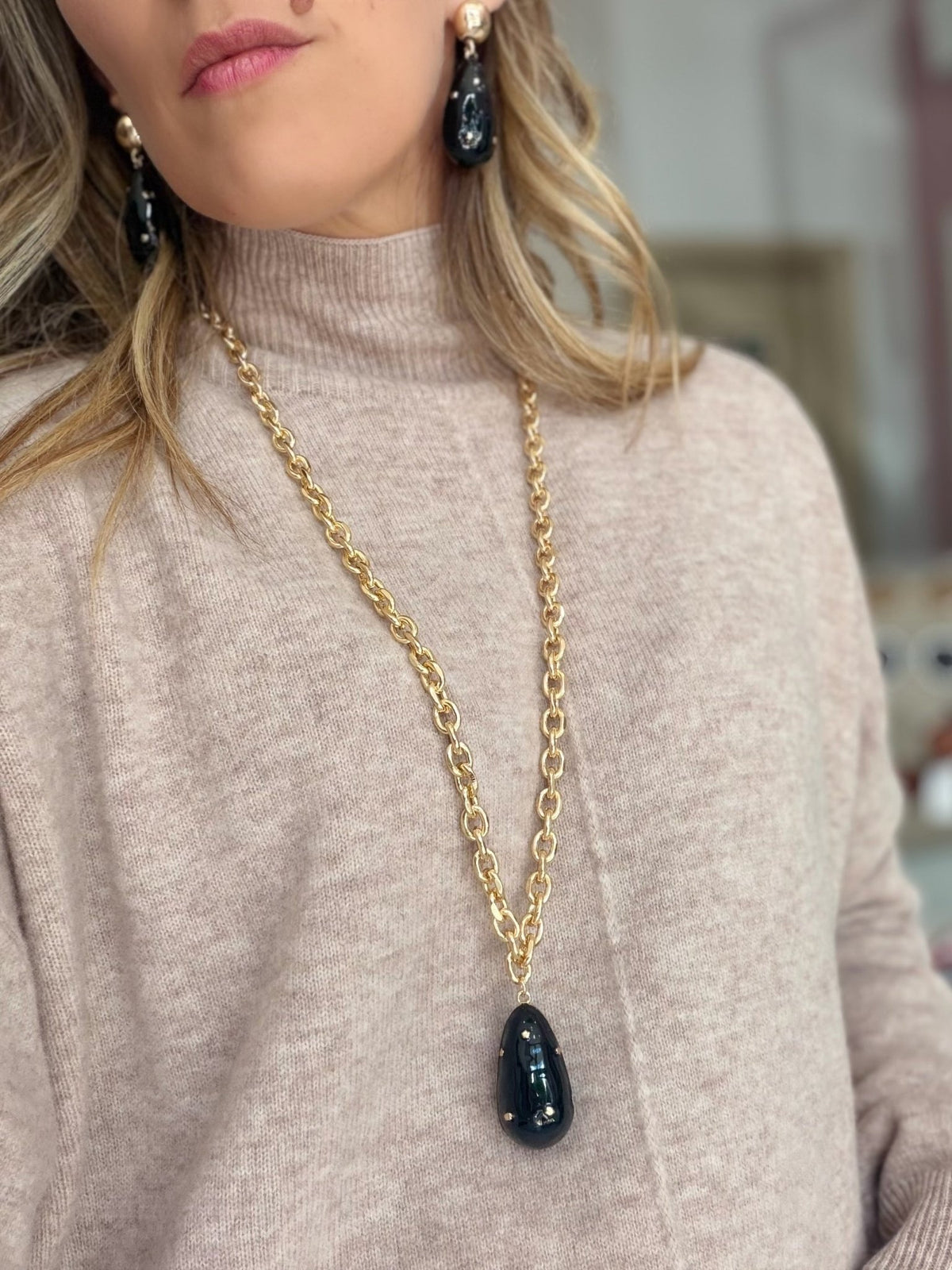 COLLANA JULS LUNGA ELEMENTO SMALTATO NERO NALI - Fanatica Boutique