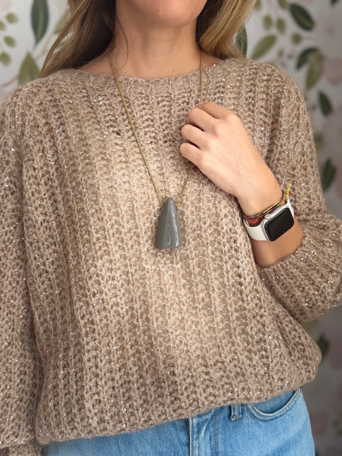 COLLANA MARIA CON PENDENTE IN RESINA GRIGIO NALI - Fanatica Boutique