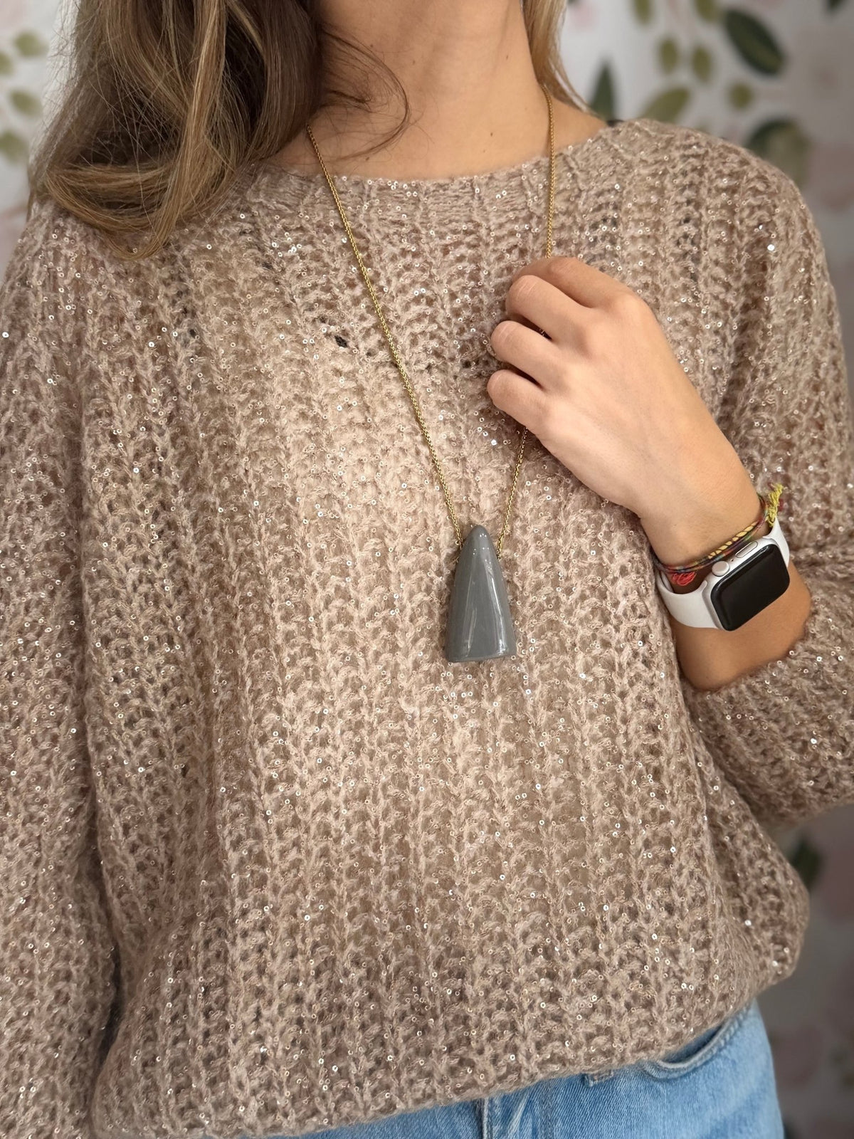 COLLANA MARIA CON PENDENTE IN RESINA GRIGIO NALI - Fanatica Boutique