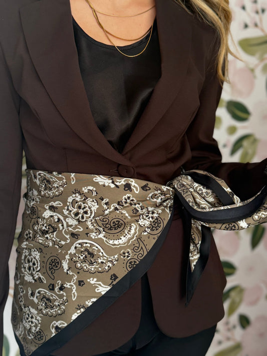 FOULARD TRIANGOLO STAMPATO NERO/MARRONE NALI - Fanatica Boutique