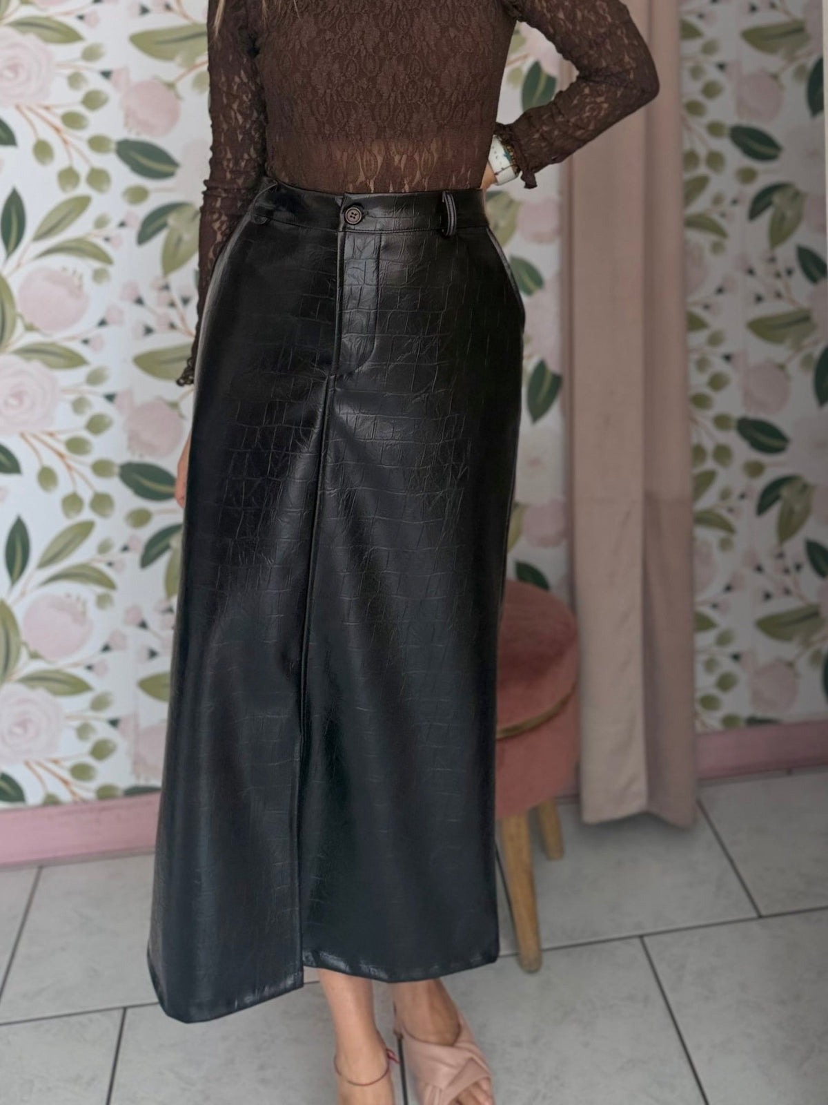 LONGUETTE IN ECOPELLE CON SPACCO MORO KIKISIX - Fanatica Boutique