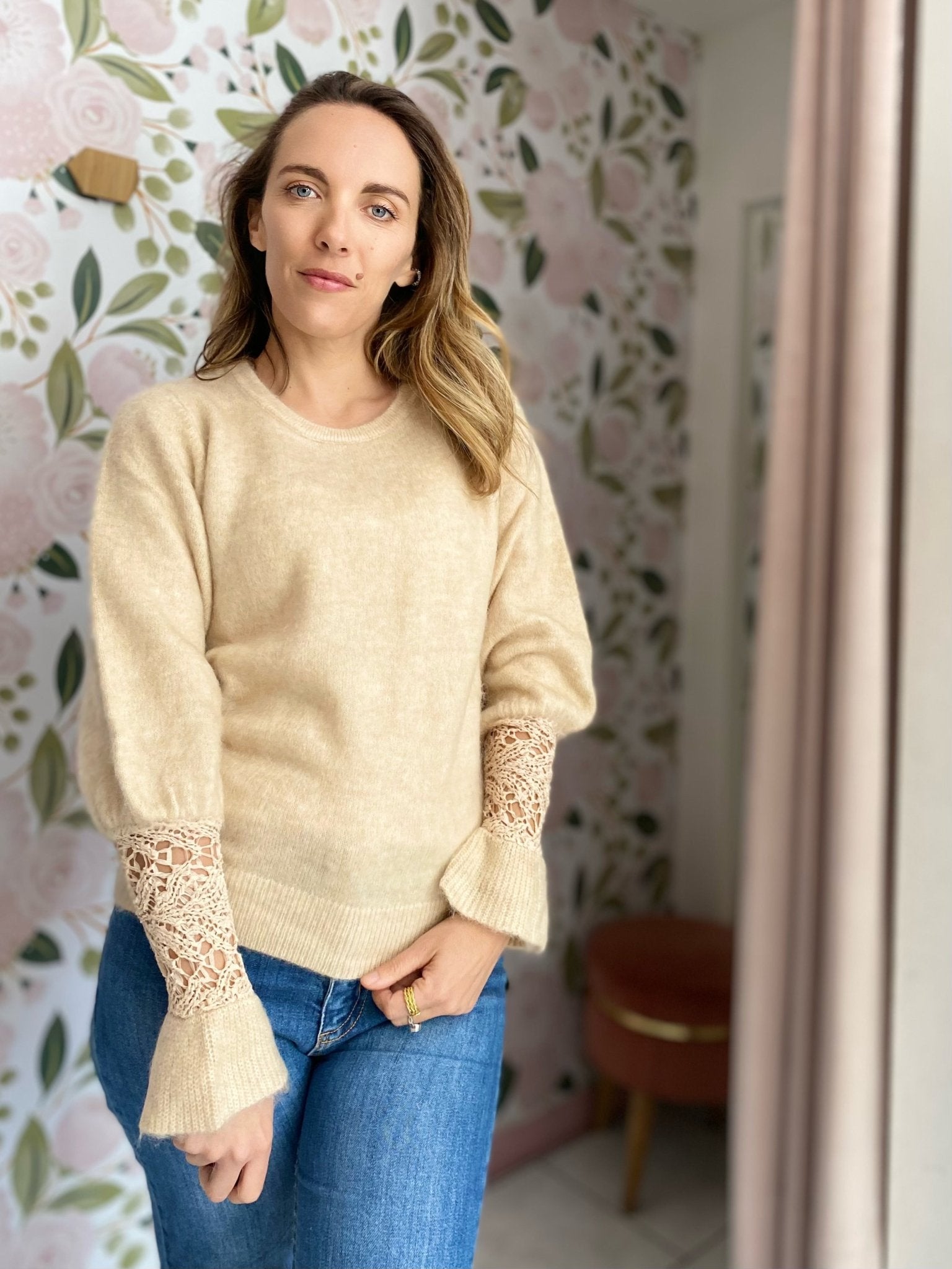 MAGLIA CON PARTICOLARE MANICA AMOSA - Fanatica Boutique