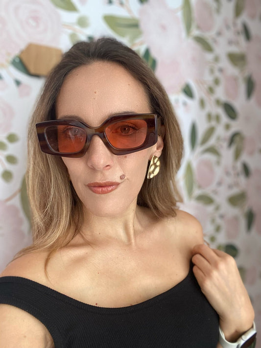 OCCHIALI GEOMETRIC STRIATO CARAMELLO NALI - Fanatica Boutique