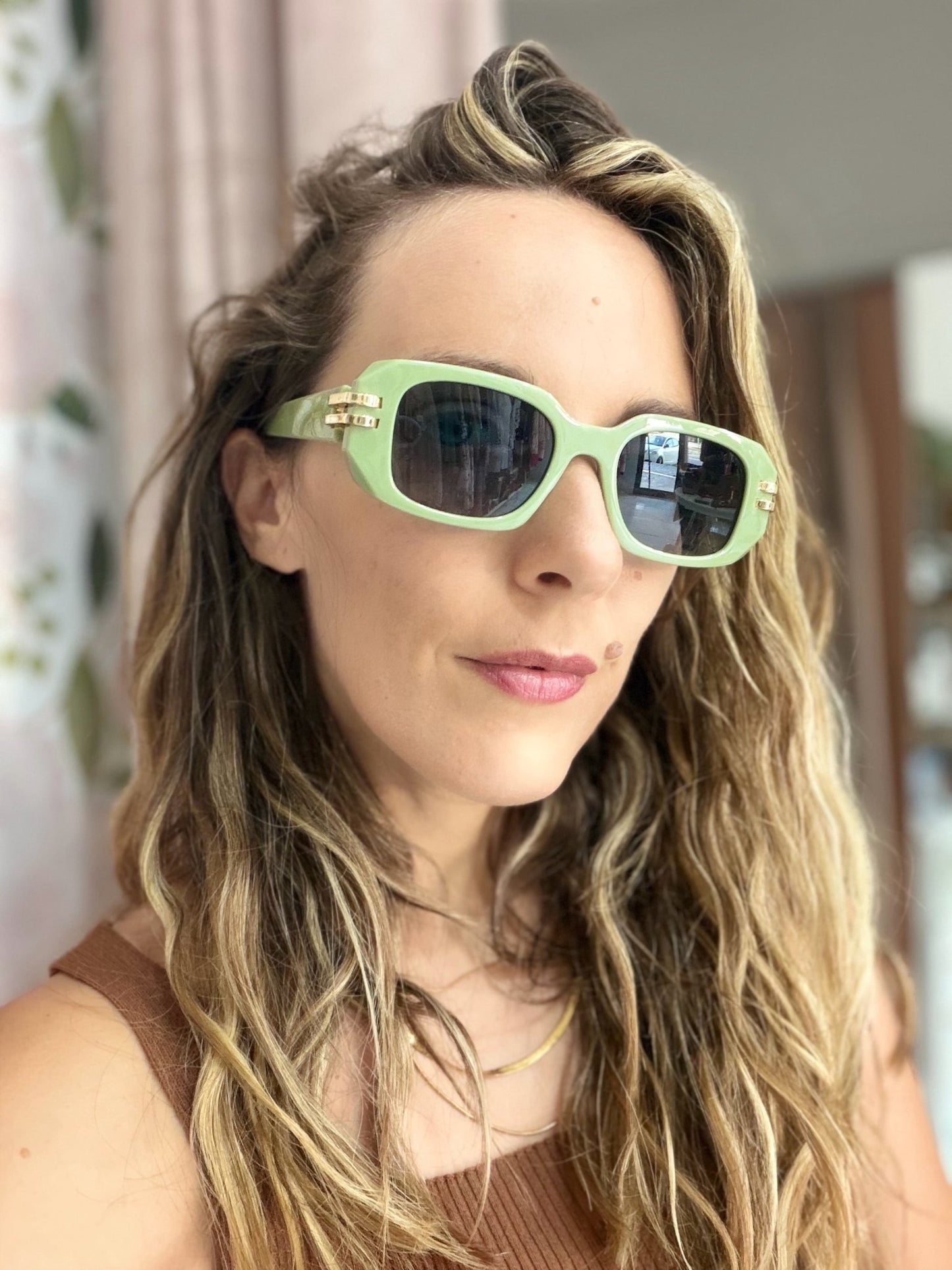 OCCHIALI LARA RETTANGOLARI ORO/VERDE NALI - Fanatica Boutique