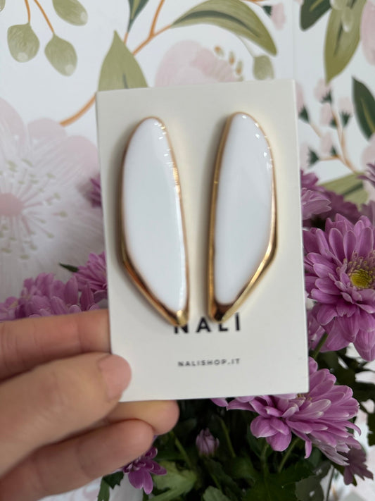 ORECCHINI A SCUDO SMALTATI BIANCO - Fanatica Boutique
