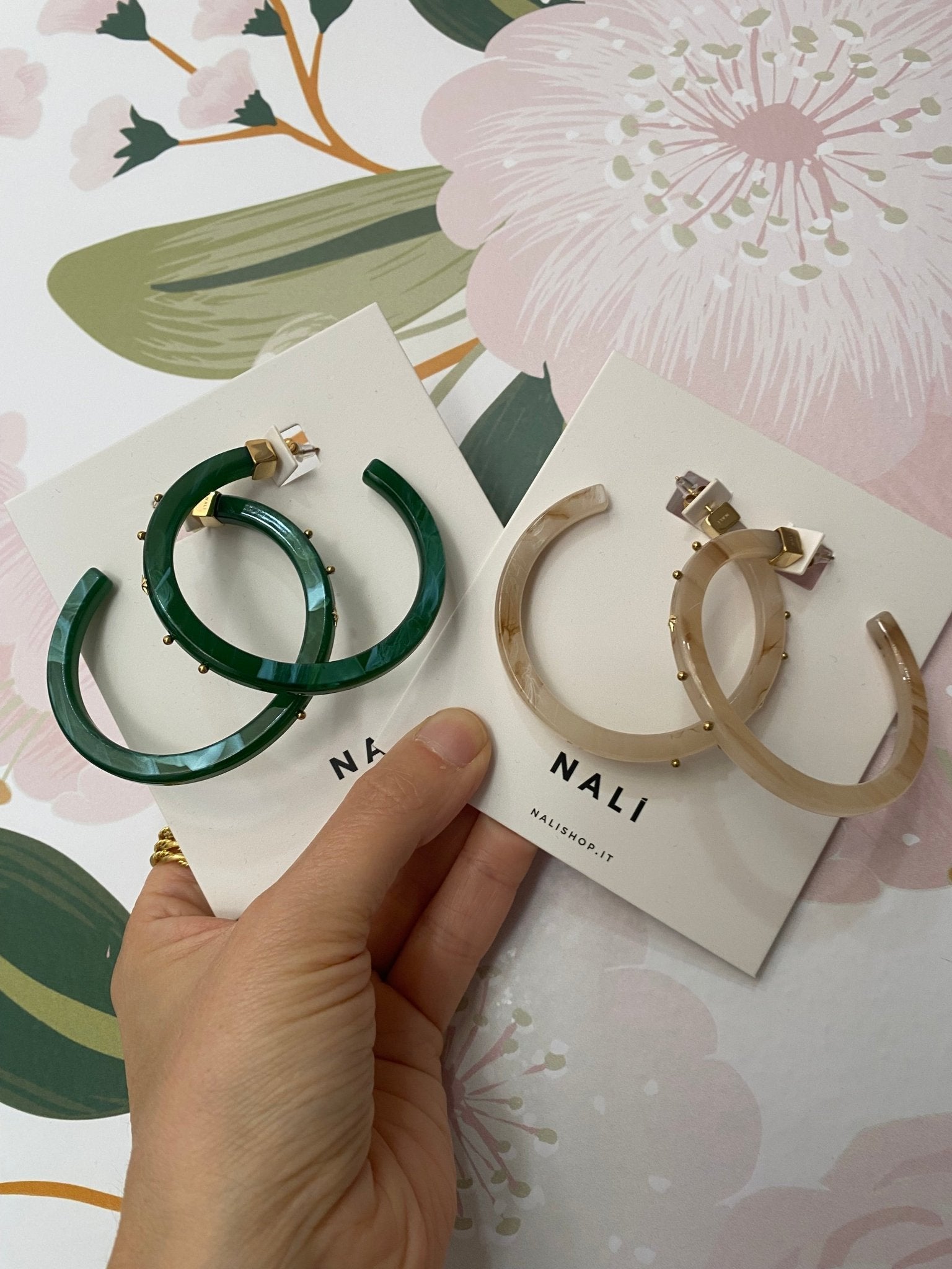 ORECCHINI ELLIE CERCHIO RESINA BIANCO - Fanatica Boutique