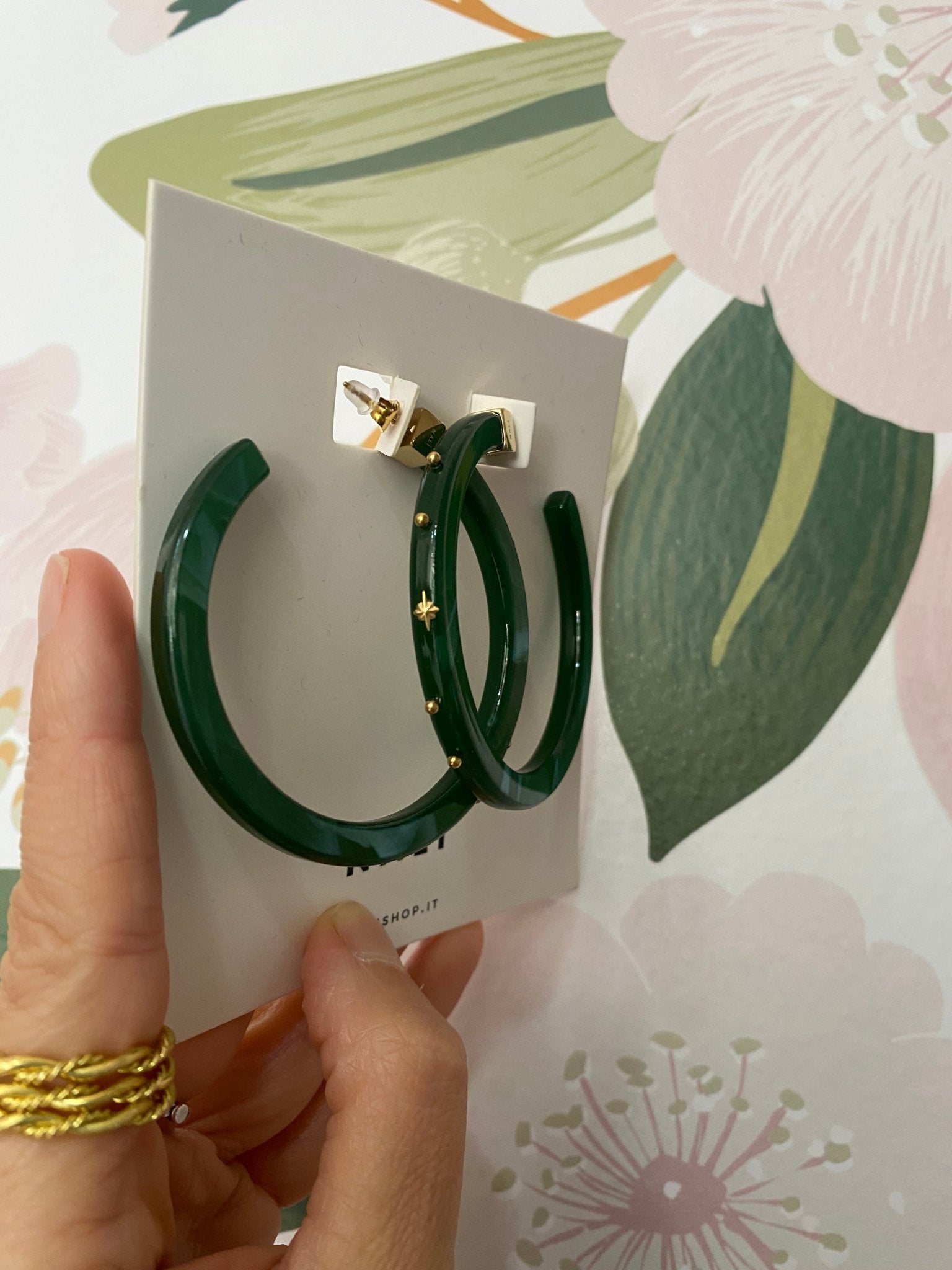 ORECCHINI ELLIE CERCHIO RESINA VERDE NALI - Fanatica Boutique