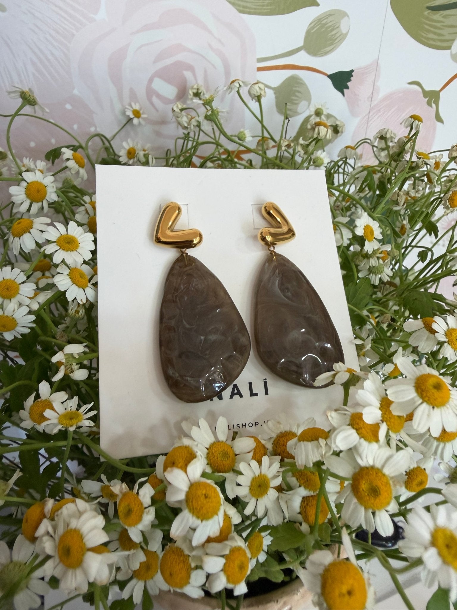 ORECCHINI GINEVRA PENDENTE OVALE ORO/GRIGIO NALI - Fanatica Boutique
