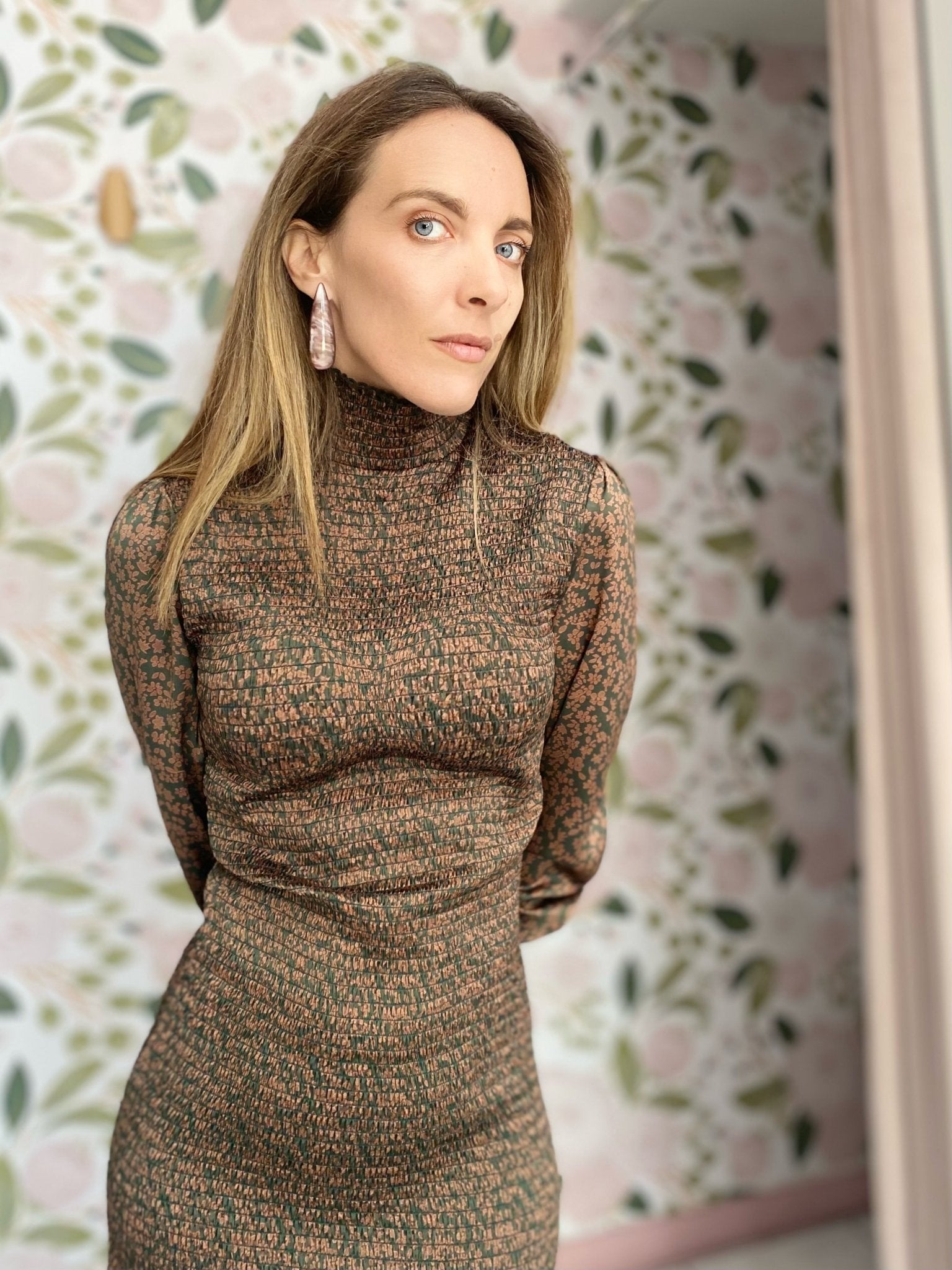 ORECCHINI LEX LUNGHI RESINA MARRONE NALI - Fanatica Boutique