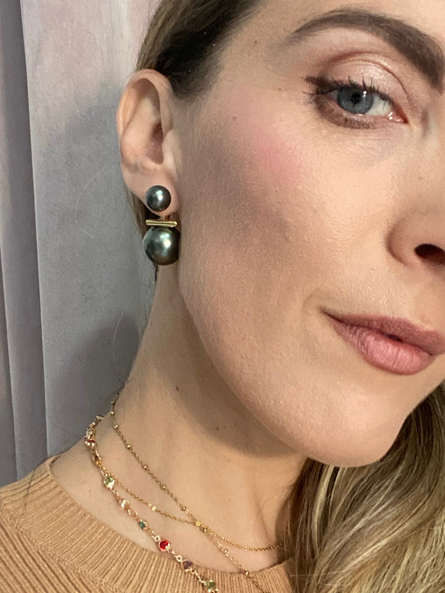 ORECCHINI RITA 2PERLE ACC.INO. GRIGIO SCURO NALI - Fanatica Boutique