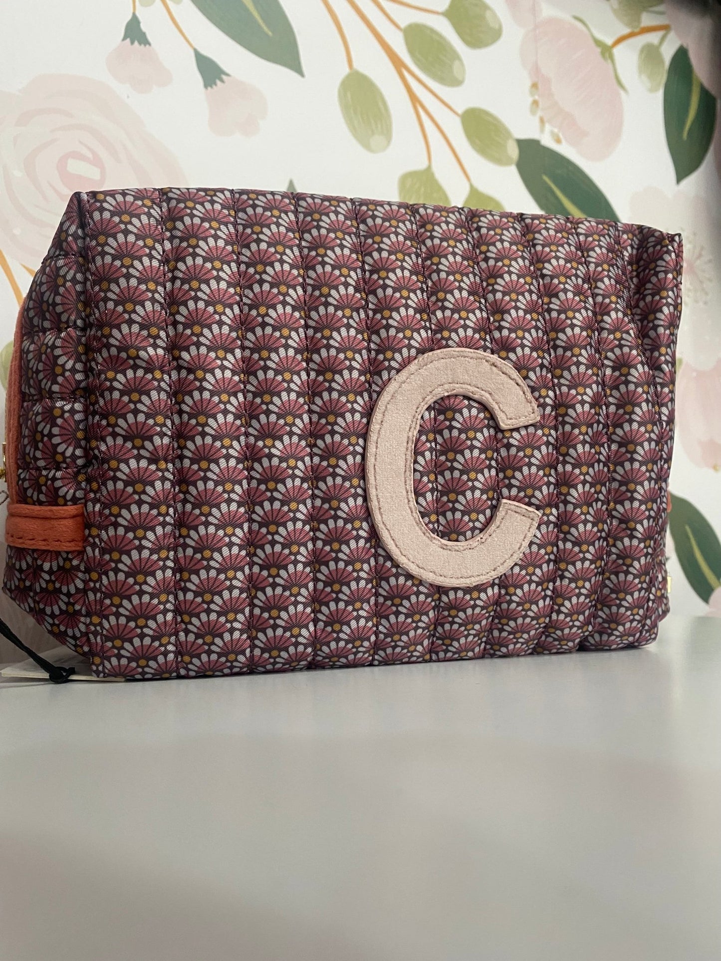 POUCH LETTERA C FANGO/CORALLO NALI - Fanatica Boutique