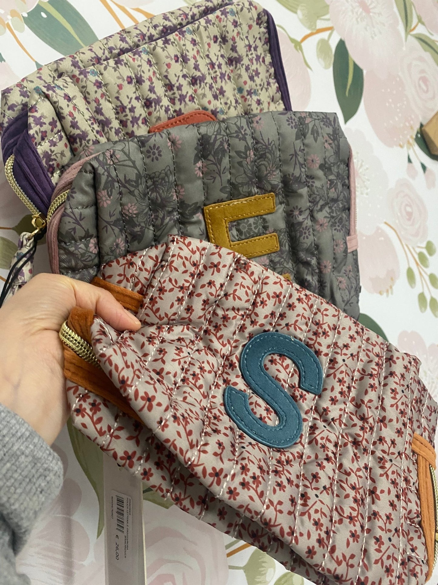 POUCH LETTERA R BEIGE/VIOLA NALI - Fanatica Boutique