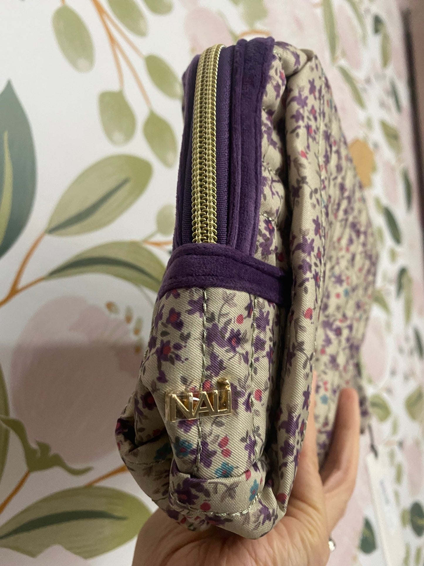 POUCH LETTERA R BEIGE/VIOLA NALI - Fanatica Boutique