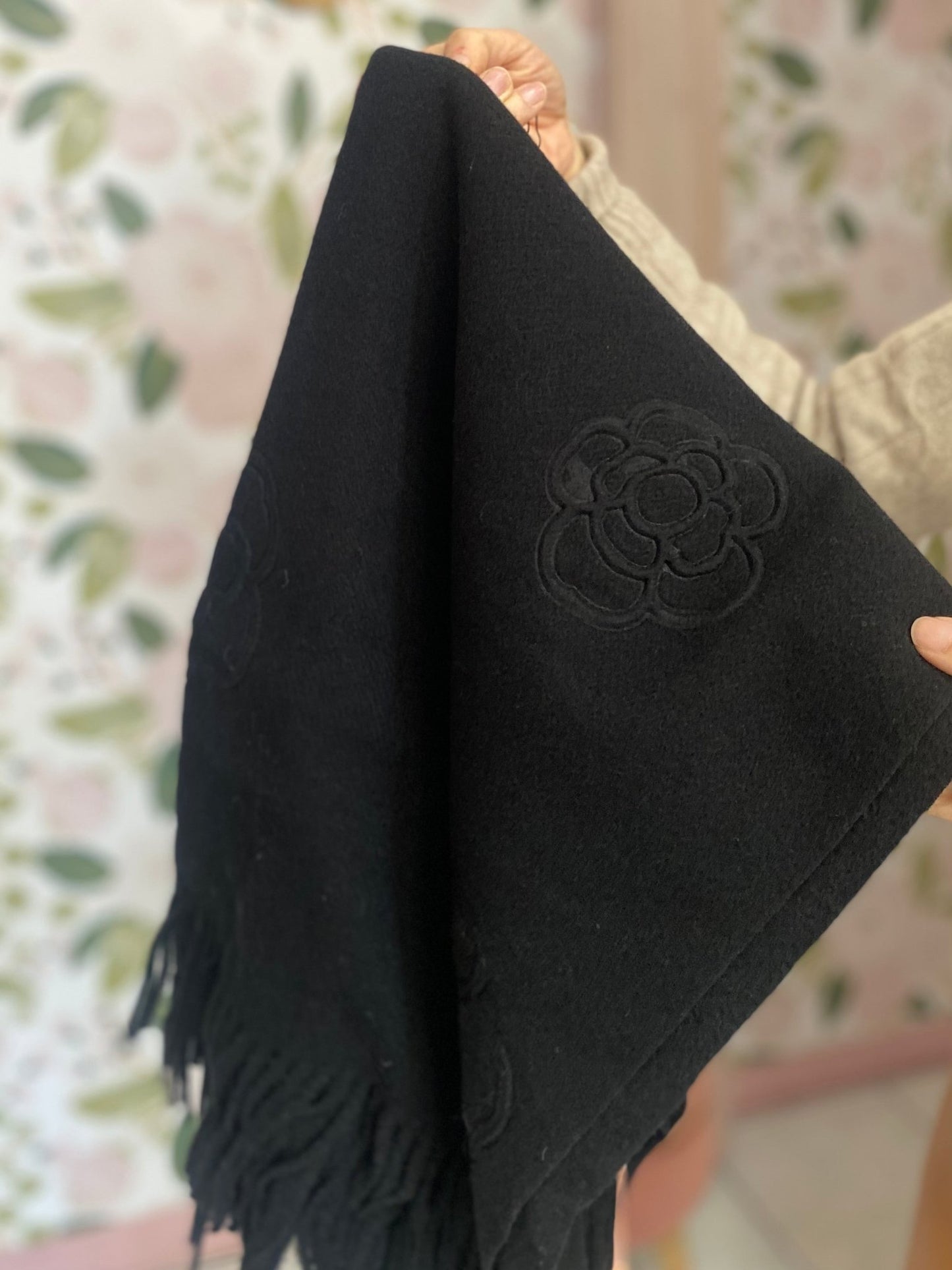 SCIARPA ALESSIA MASSIMO TINTA UNITA FIORI - Fanatica Boutique