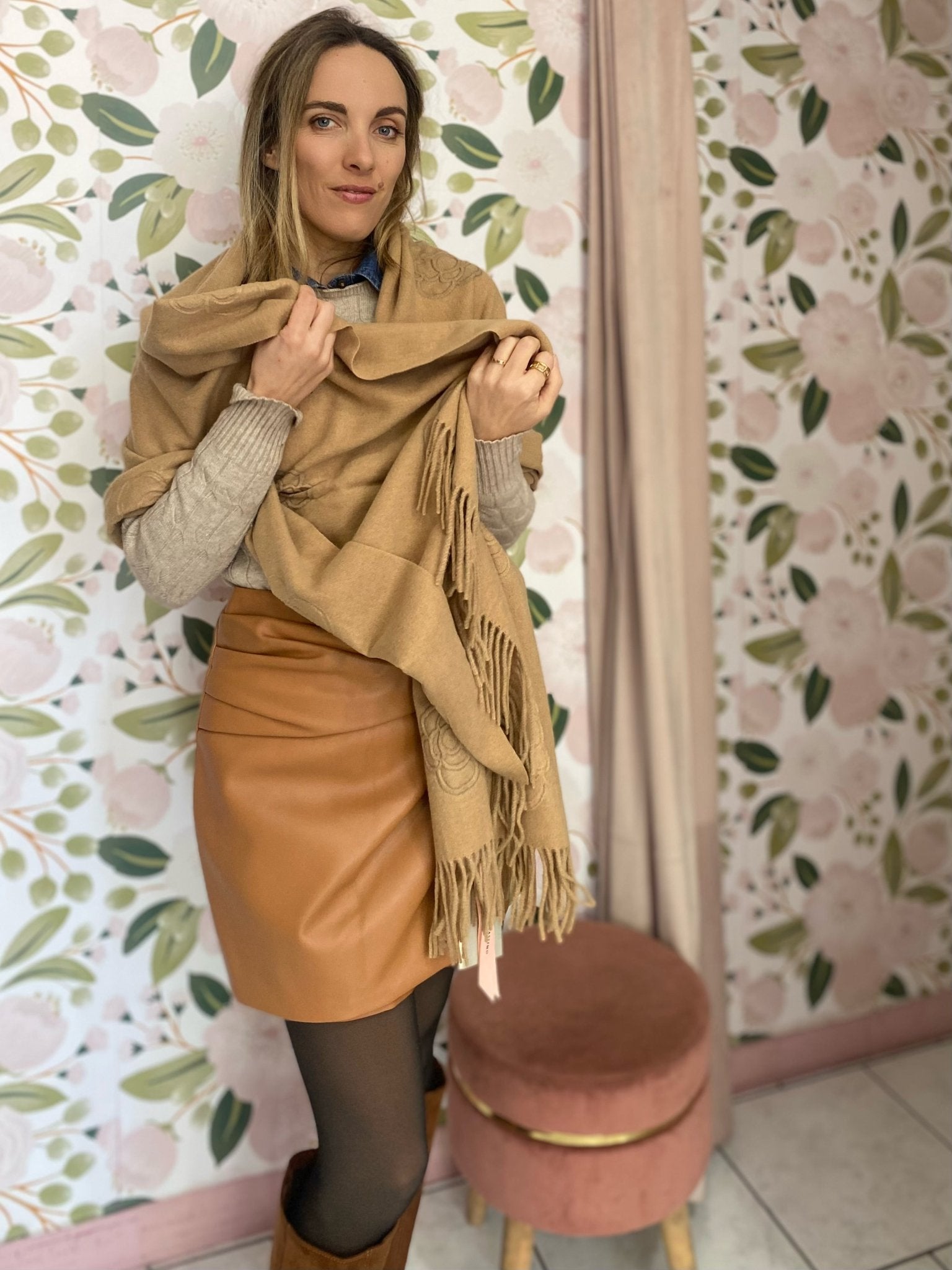 SCIARPA ALESSIA MASSIMO TINTA UNITA FIORI - Fanatica Boutique