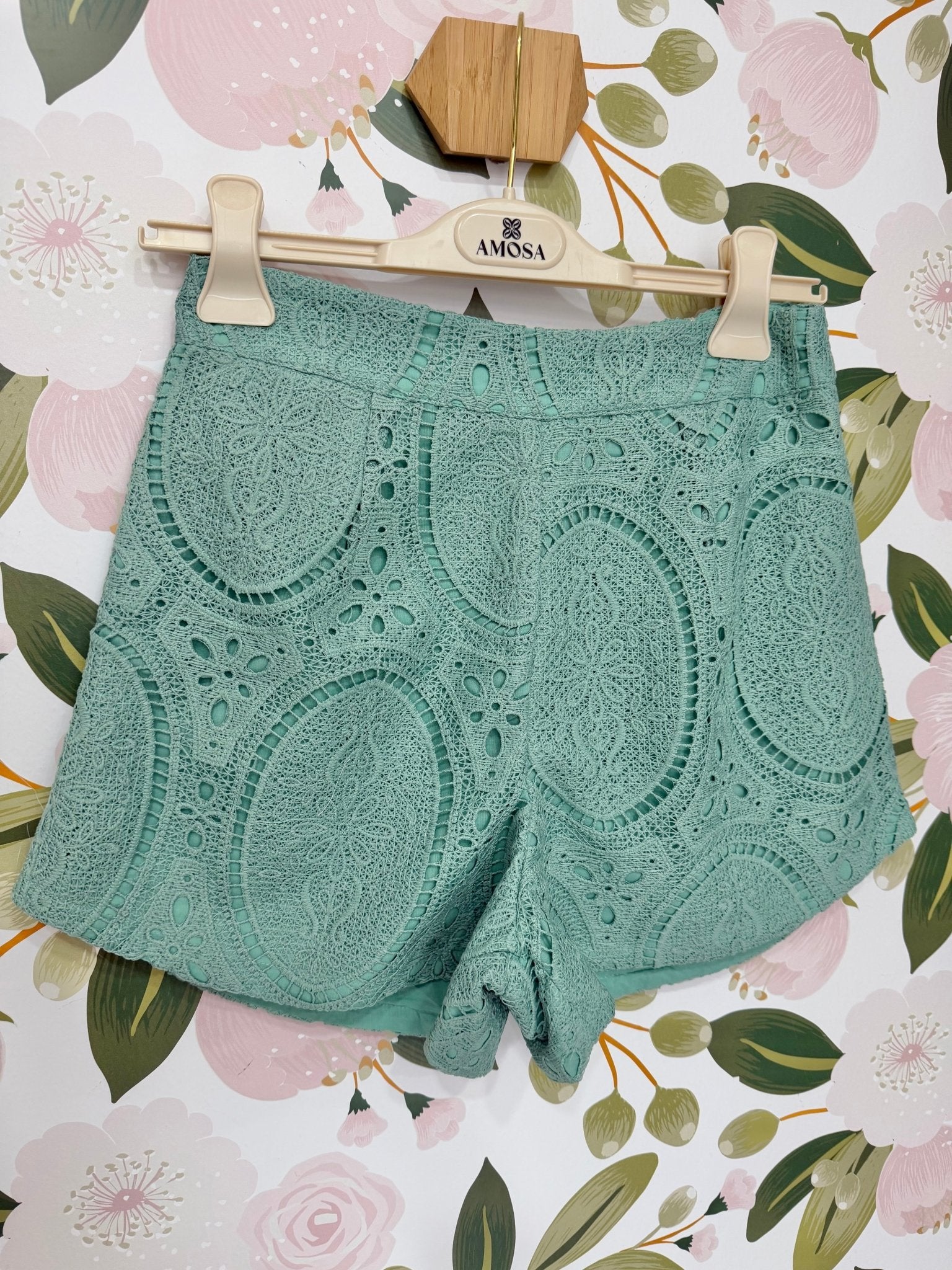 SHORTS PIZZO SAN GALLO AMOSA - Fanatica Boutique