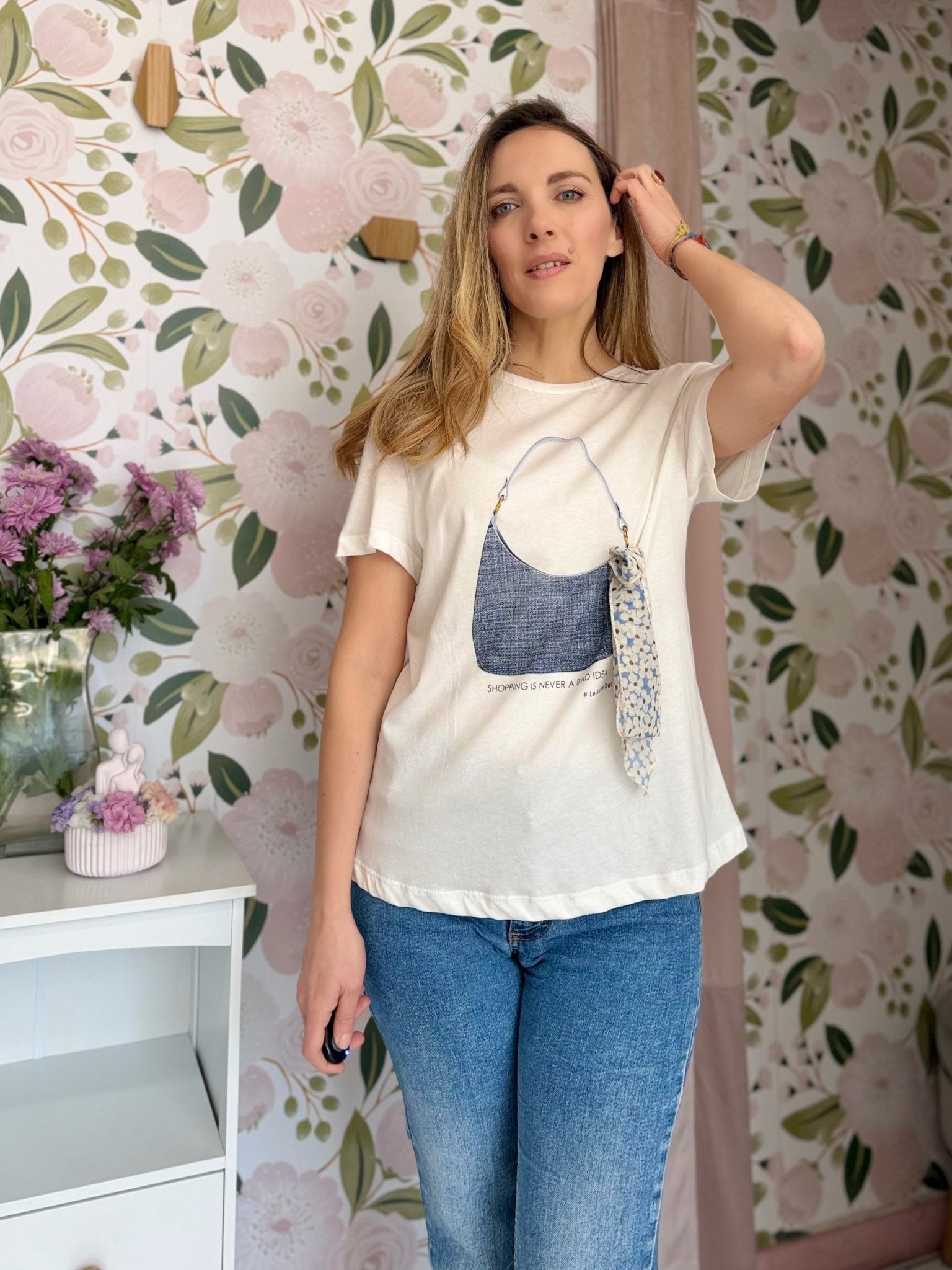 T - SHIRT CON DISEGNO BORSA LE SARTE DEL SOLE - Fanatica Boutique